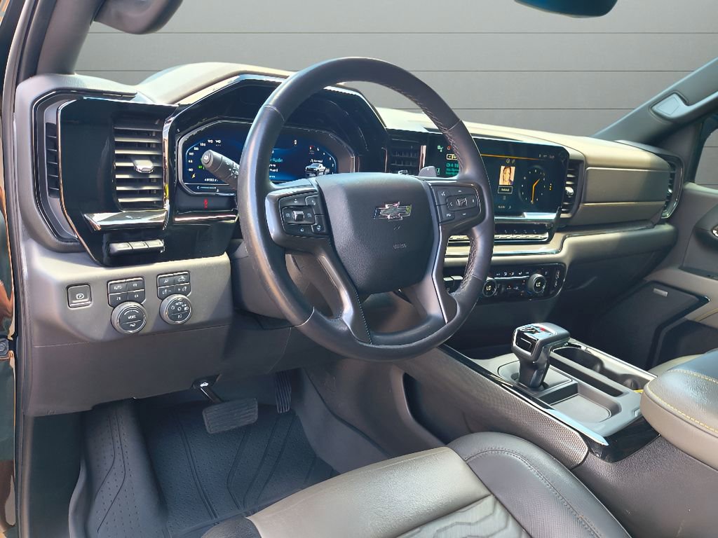 Used 2023 Chevrolet Silverado 1500 ZR2 w/ Technology Package image 21