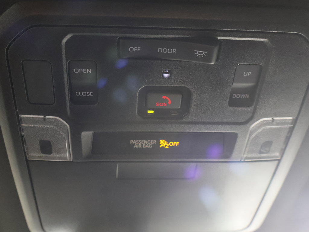 Used 2025 Toyota Sequoia SR5 AWD/4WD image 39