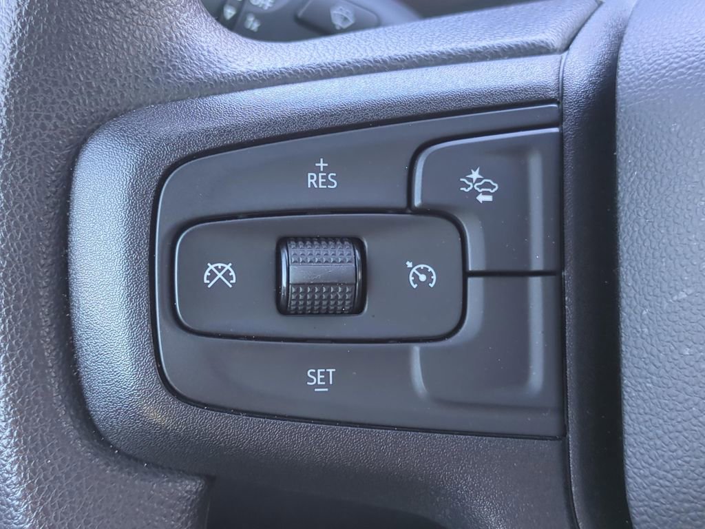 Used 2025 Chevrolet Silverado 1500 Custom image 24