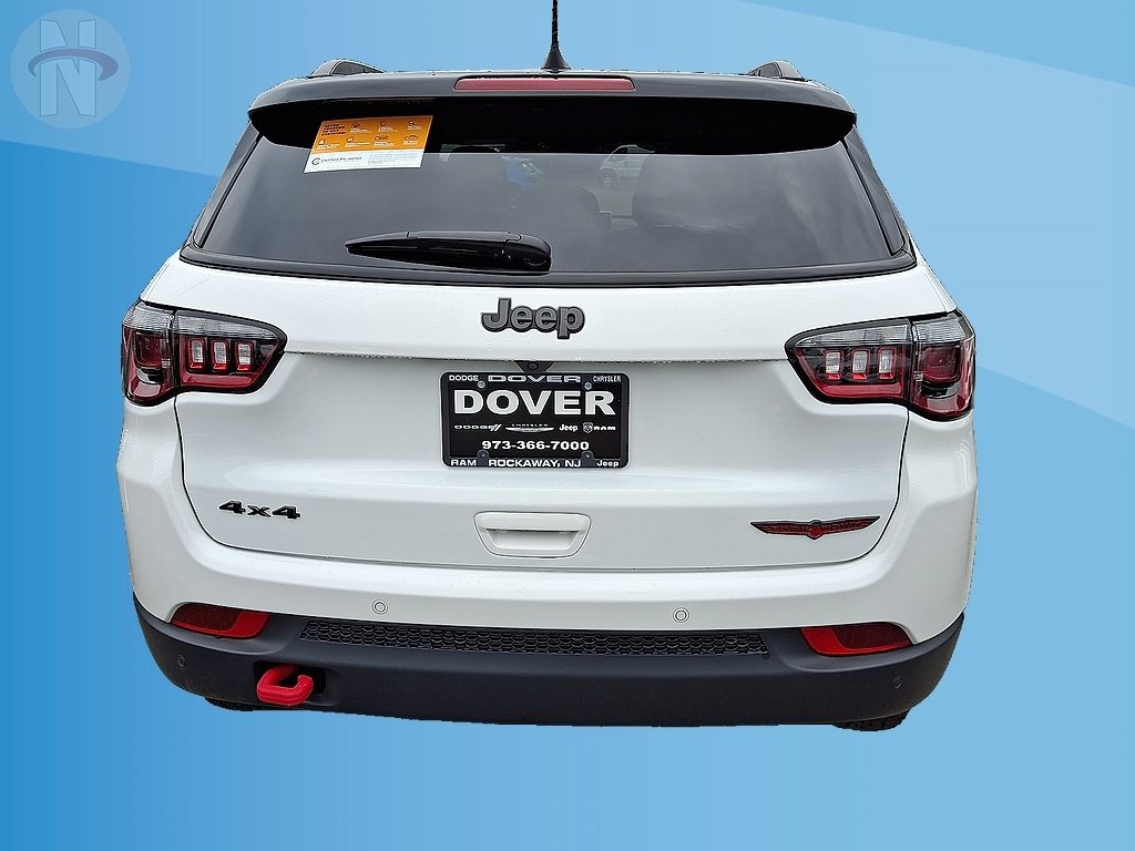 Certified 2024 Jeep Compass Trailhawk AWD/4WD image 14