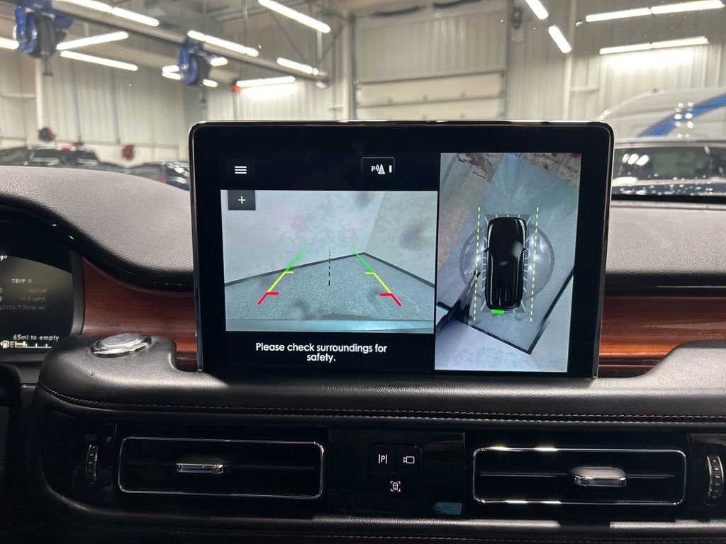 Certified 2020 Lincoln Aviator Reserve w/ Elements Package Plus image 20