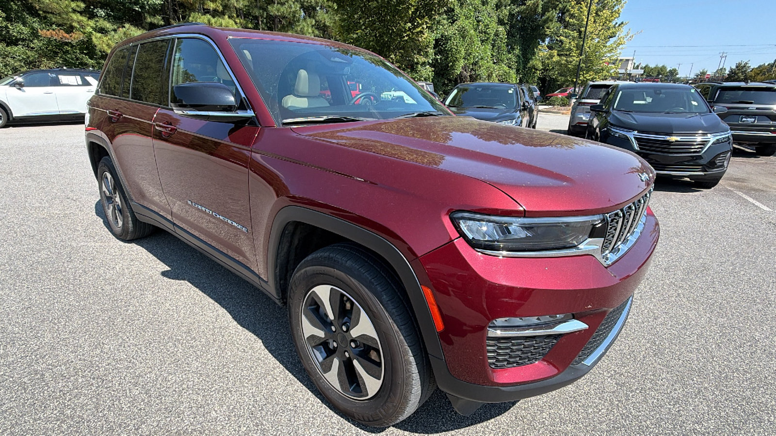 Used 2024 Jeep Grand Cherokee Limited 4xe AWD/4WD image 5