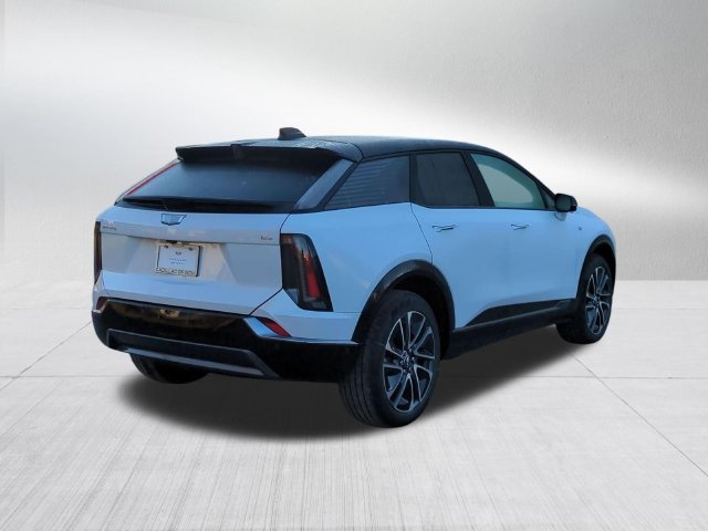 New 2027 Cadillac Optiq Sport w/ LPO, Floor Liner Package AWD/4WD image 5