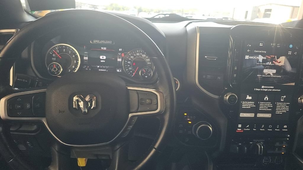 Used 2023 RAM 1500 Big Horn AWD/4WD image 7