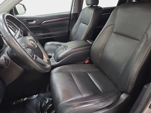 Used 2015 Toyota Highlander Limited image 14
