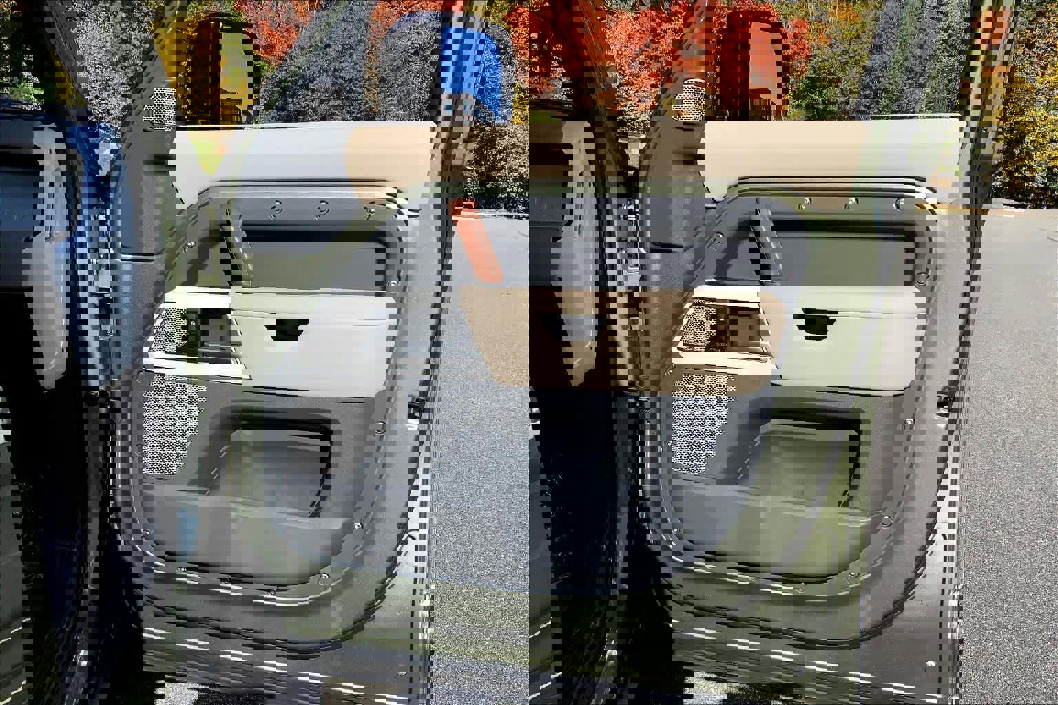 Used 2024 Land Rover Defender 130 S image 20