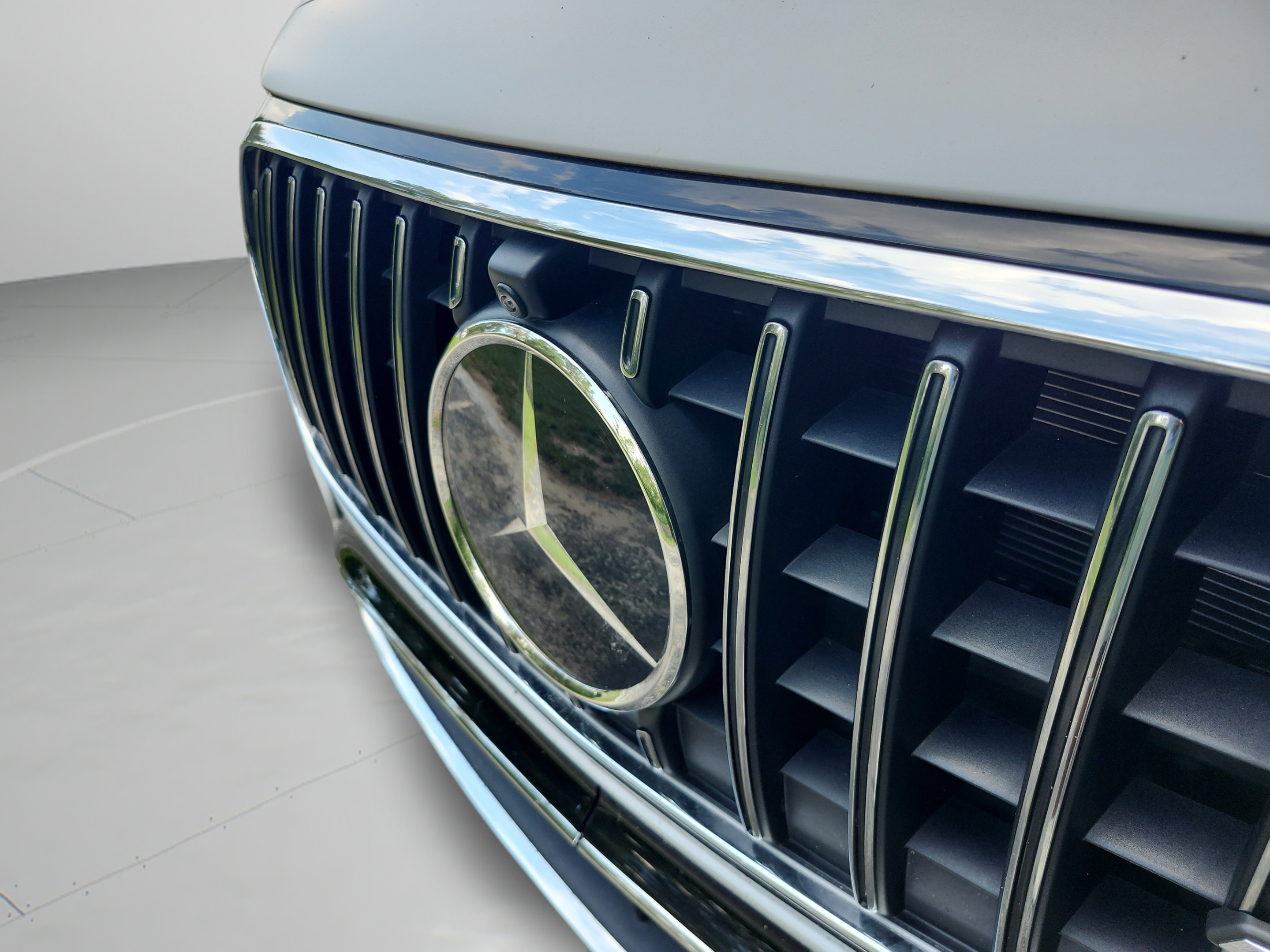 Used 2025 Mercedes-Benz E 53 AMG e 4MATIC Sedan image 30