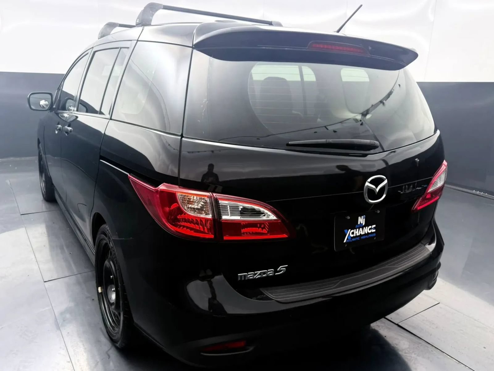 Used 2012 MAZDA MAZDA5 Grand Touring FWD image 5