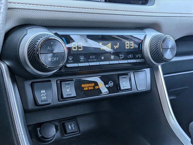 Used 2019 Toyota RAV4 XLE w/ Convenience Package FWD image 14