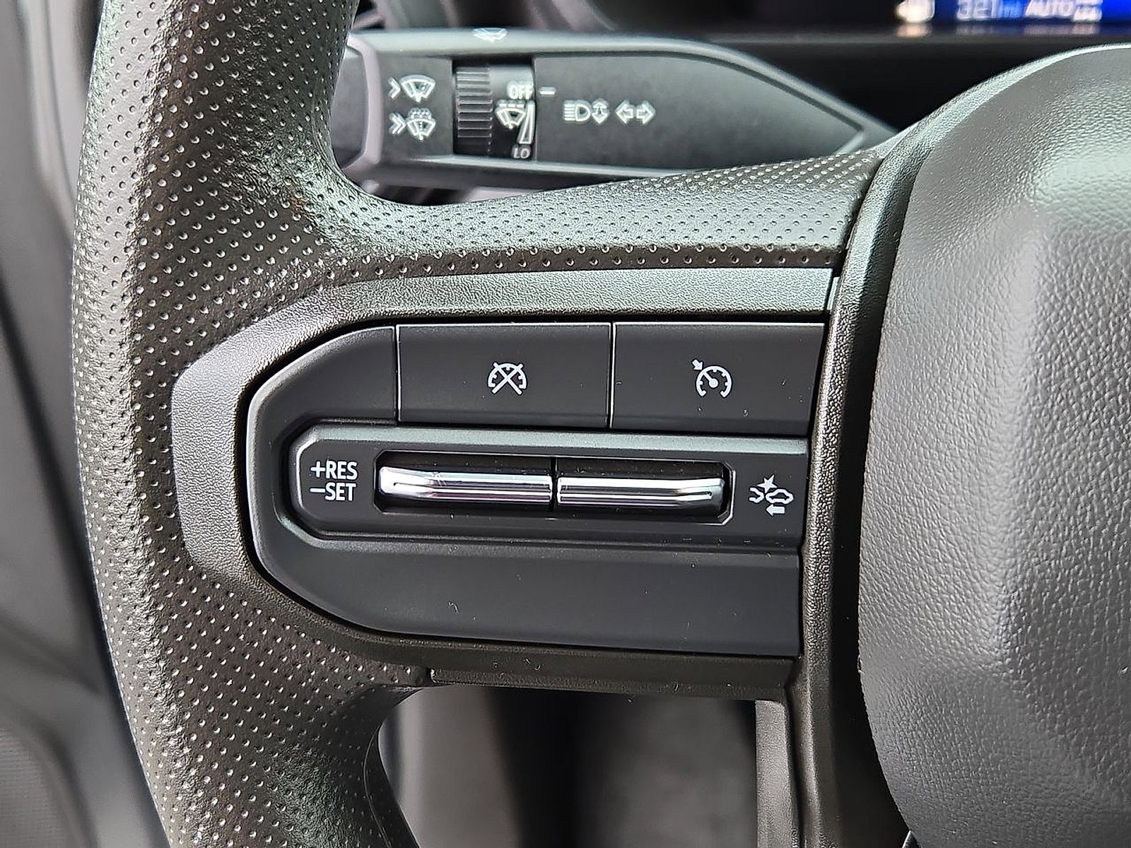 Certified 2023 Chevrolet Colorado Trail Boss w/ Advanced Trailering Package image 17