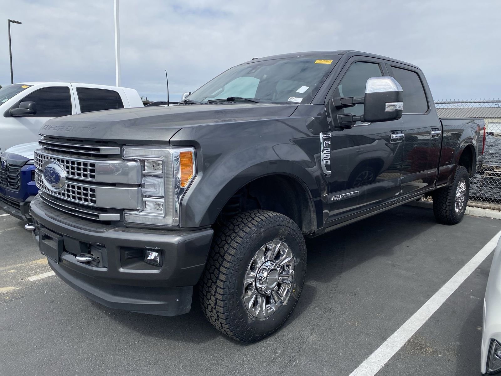 Used 2018 Ford F250 Platinum w/ Platinum Ultimate Package image 2