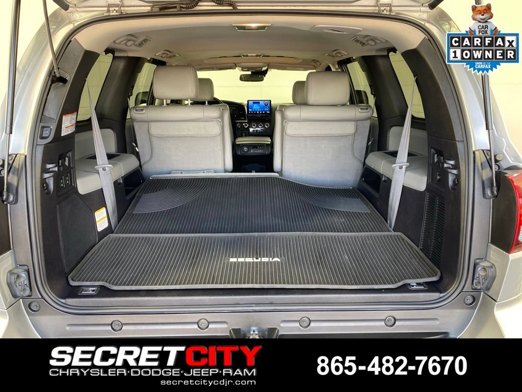 Used 2020 Toyota Sequoia Limited w/ Safety & Convenience Package AWD/4WD image 28