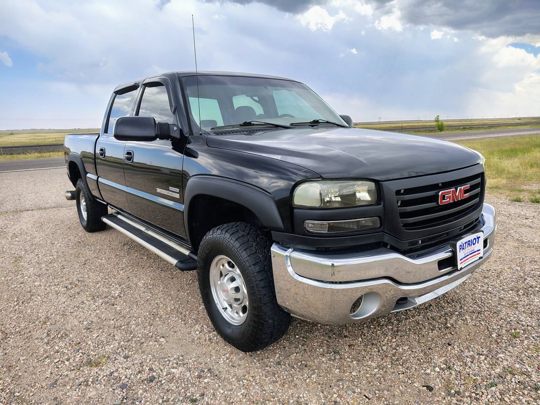 Used 2007 GMC Sierra 2500 W/T w/ Heavy-Duty Power Package AWD/4WD image 7
