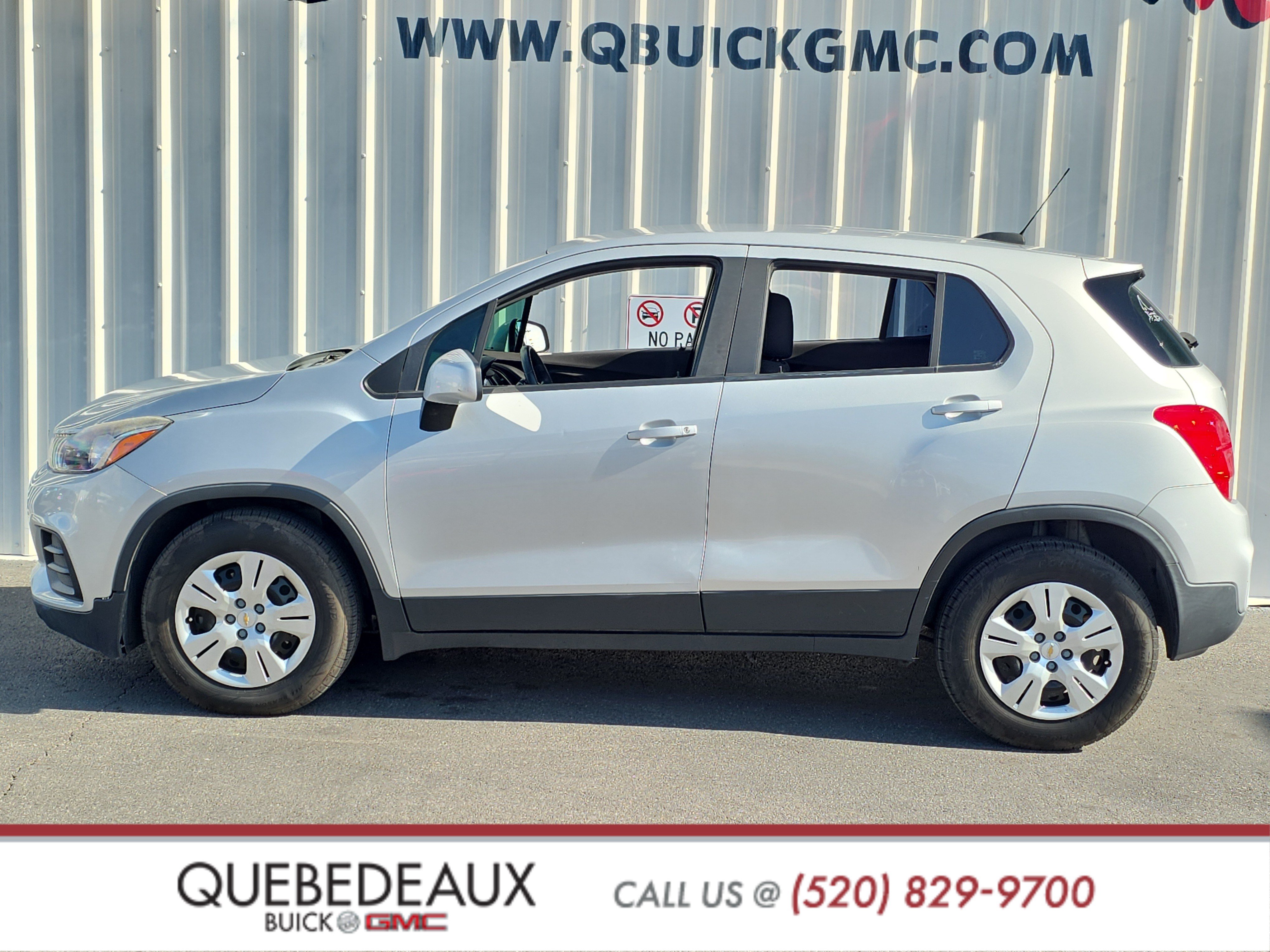 Used 2017 Chevrolet Trax LS FWD image 4