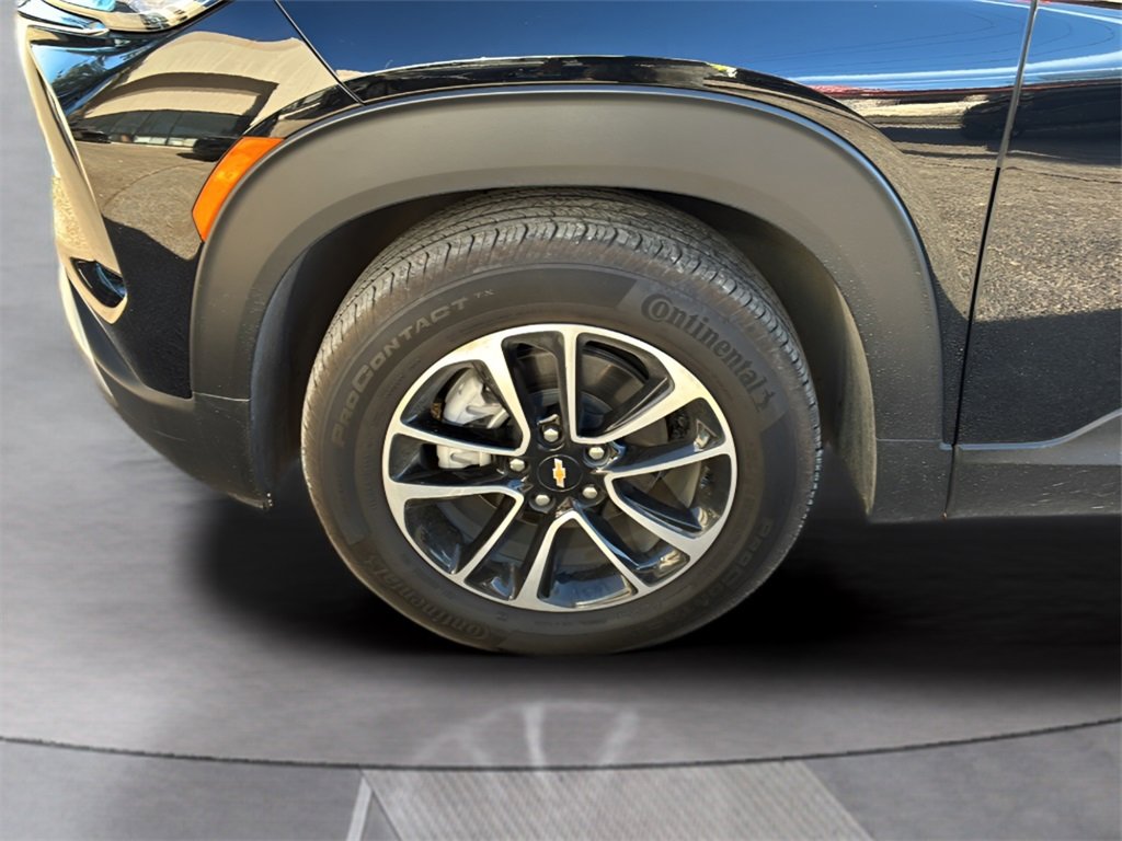 Used 2025 Chevrolet TrailBlazer LT w/ LT Cold Weather Package image 20
