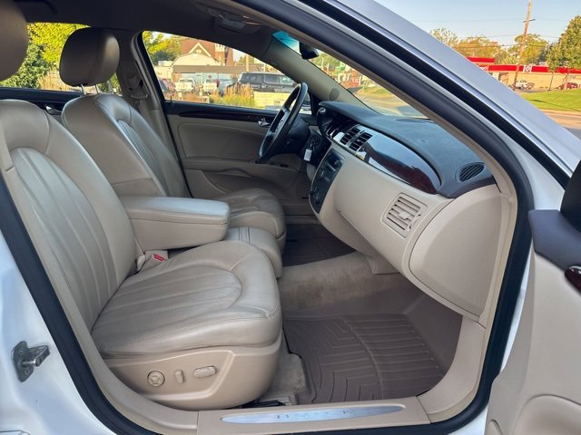 Used 2011 Buick Lucerne CXL image 9