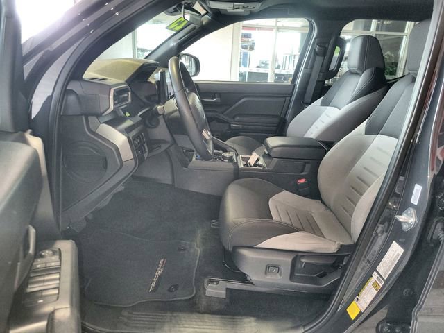 Certified 2025 Toyota Tacoma TRD Off-Road image 12