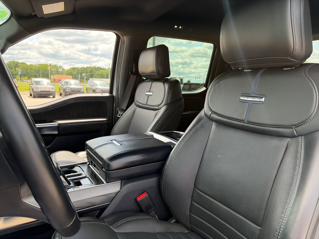 Used 2025 Ford F150 Platinum AWD/4WD image 19