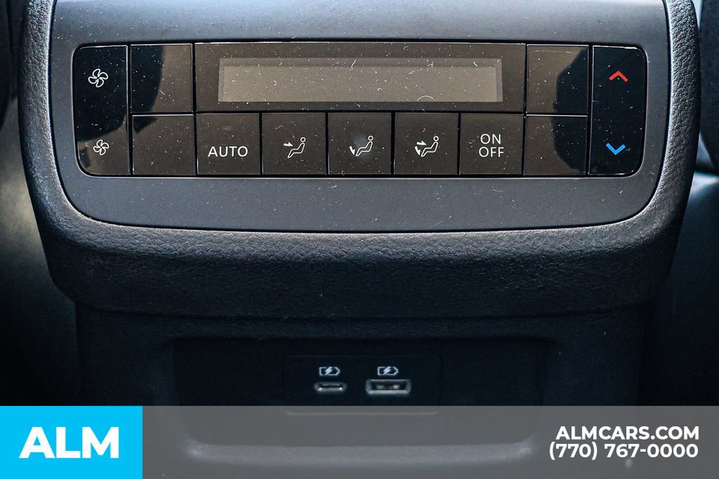 Used 2025 Nissan Pathfinder SV FWD image 56