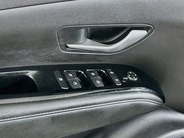 Used 2023 Hyundai Santa Cruz Limited AWD/4WD image 10