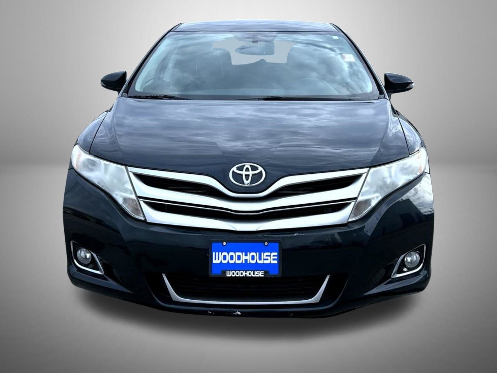 Used 2015 Toyota Venza XLE AWD/4WD image 3