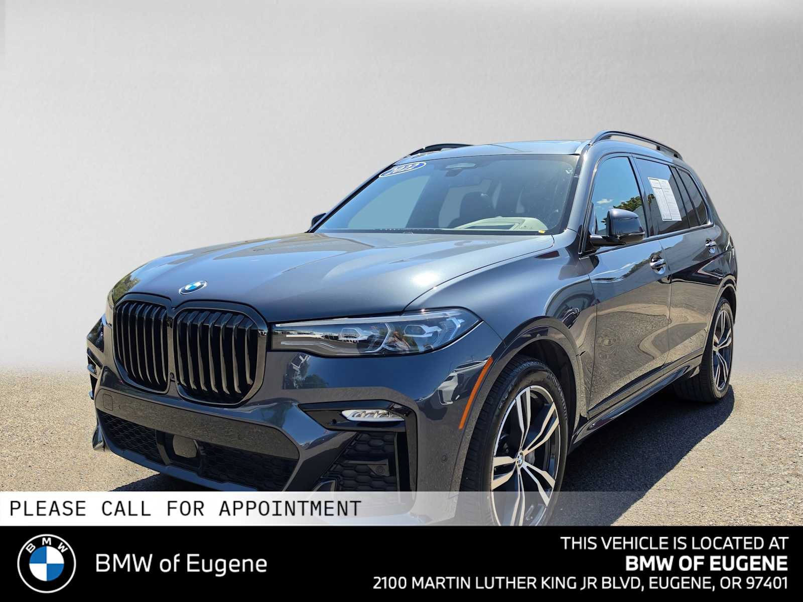 Used 2022 BMW X7 xDrive40i w/ M Sport Package AWD/4WD image 7