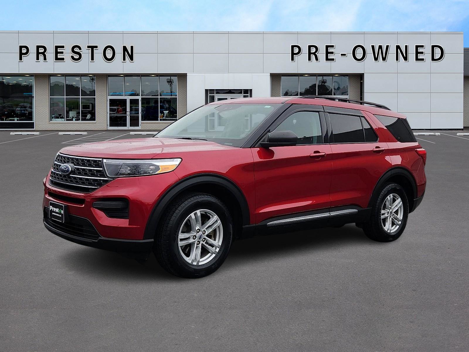 Used 2020 Ford Explorer XLT w/ Comfort Package image 1