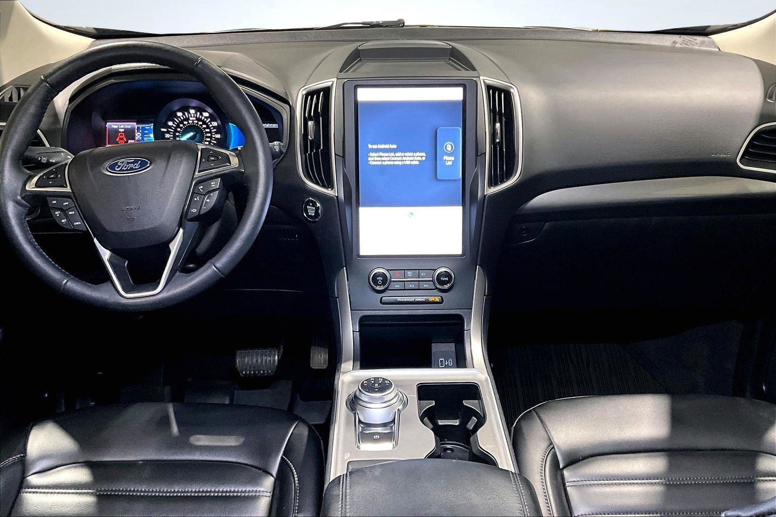 Used 2024 Ford Edge SEL w/ Convenience Package image 17