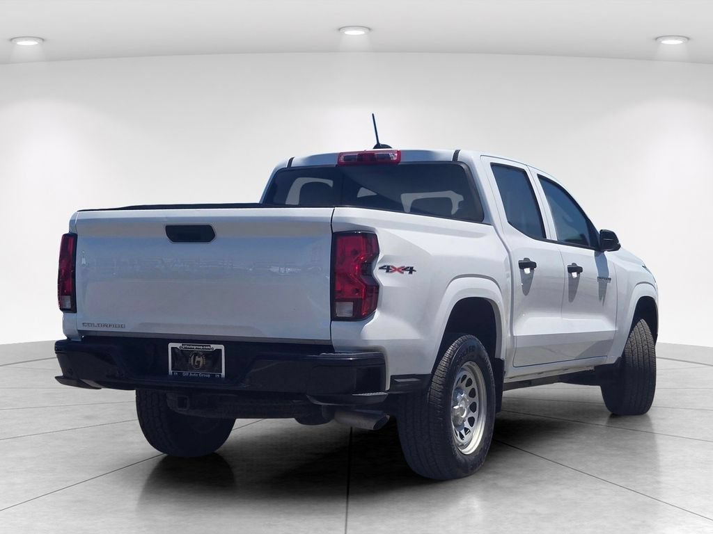 Used 2025 Chevrolet Colorado W/T AWD/4WD image 5