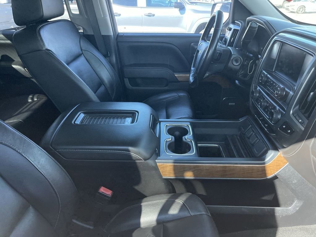 Used 2018 Chevrolet Silverado 1500 LTZ w/ Max Trailering Package AWD/4WD image 11