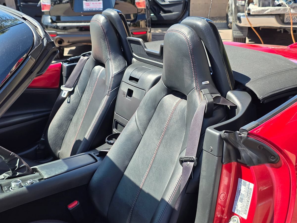 Used 2016 MAZDA MX-5 Miata Grand Touring RWD image 21