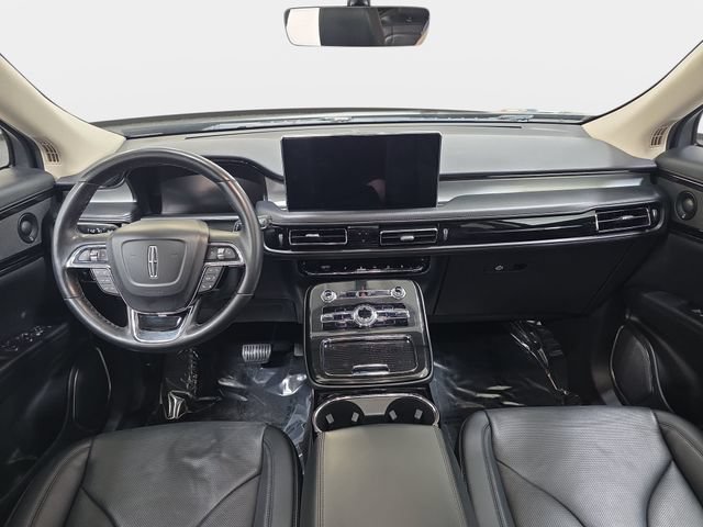 Used 2023 Lincoln Nautilus Reserve w/ Monochromatic Package AWD/4WD image 10