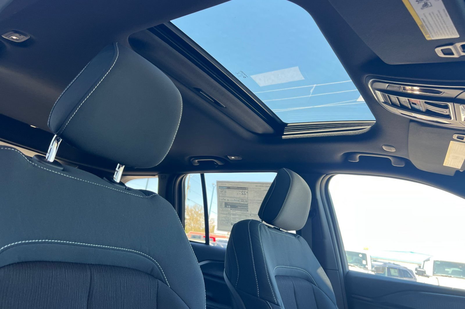 New 2026 Jeep Grand Cherokee Laredo X AWD/4WD image 16