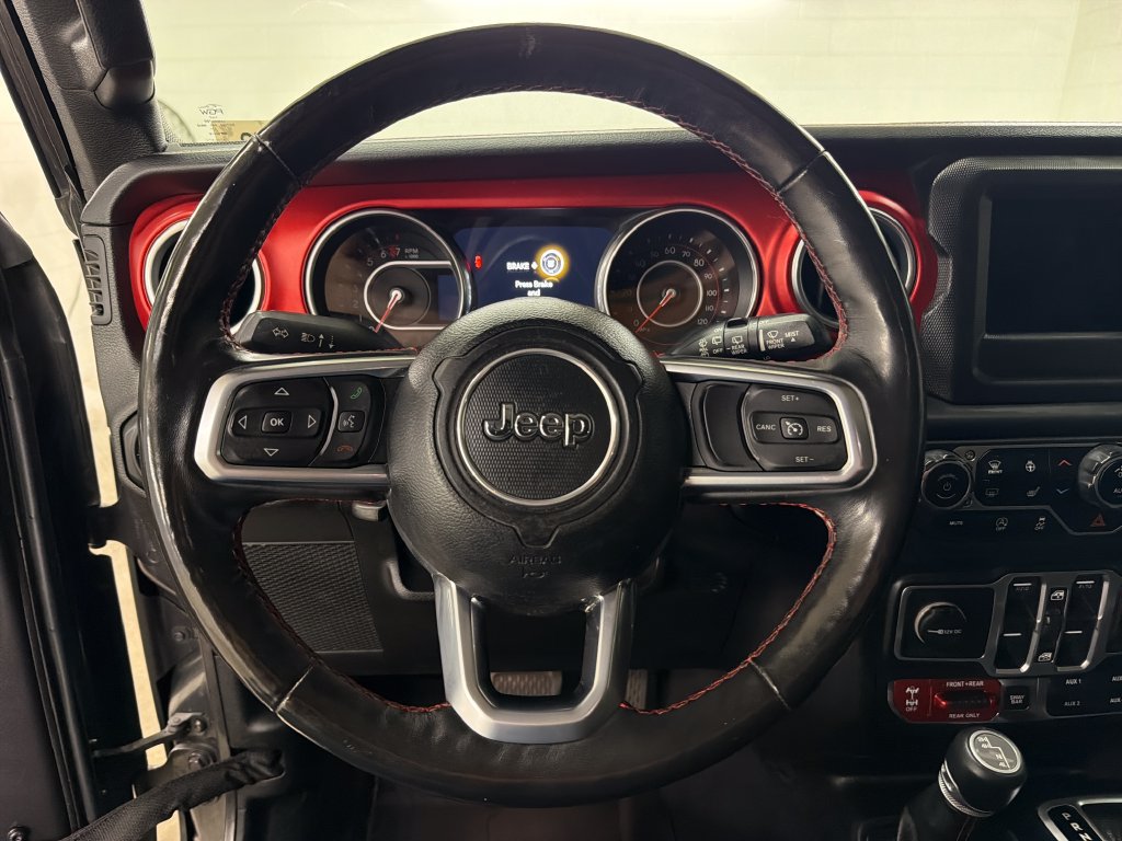 Used 2018 Jeep Wrangler Unlimited Rubicon w/ LED Lighting Group AWD/4WD image 18