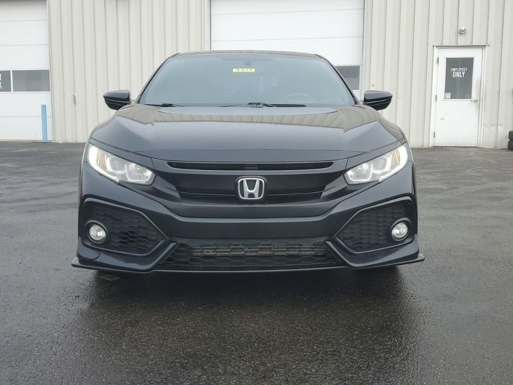 Used 2018 Honda Civic Sport image 2