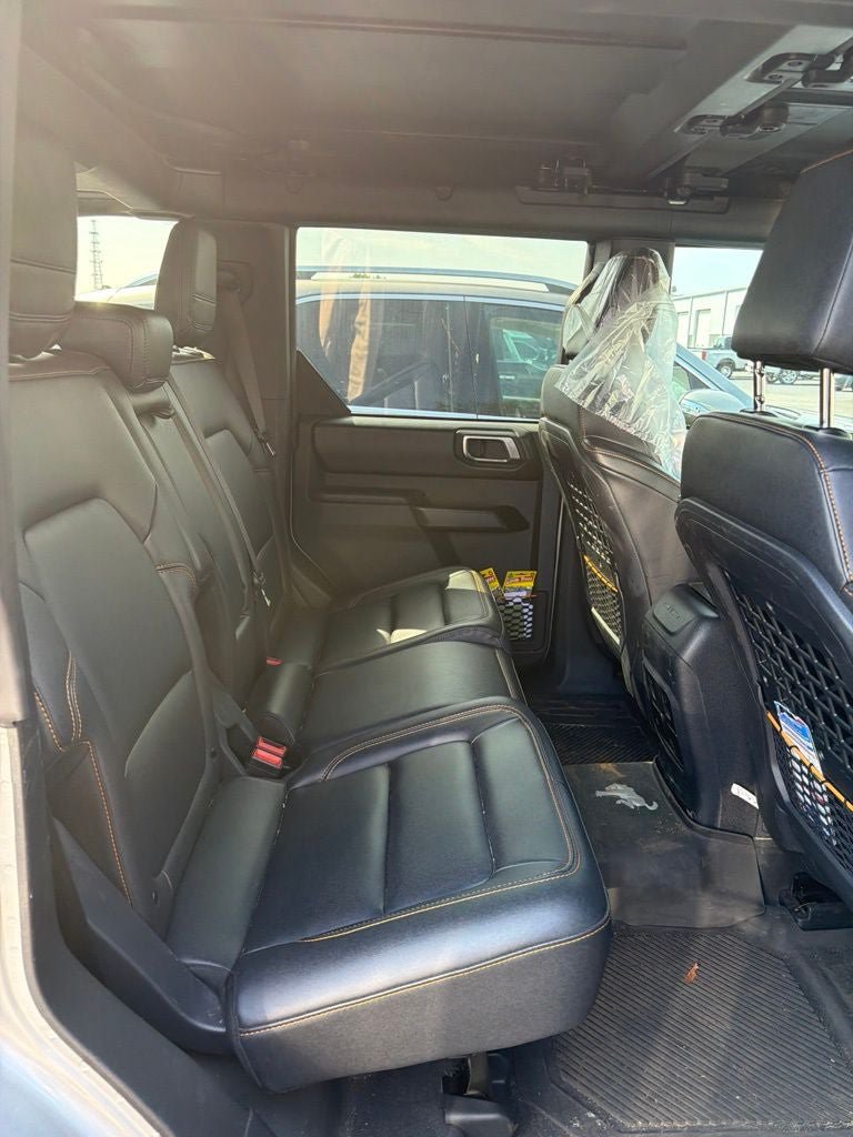 Used 2024 Ford Bronco Badlands AWD/4WD image 17