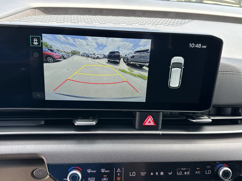 New 2026 Kia Carnival EX FWD image 24