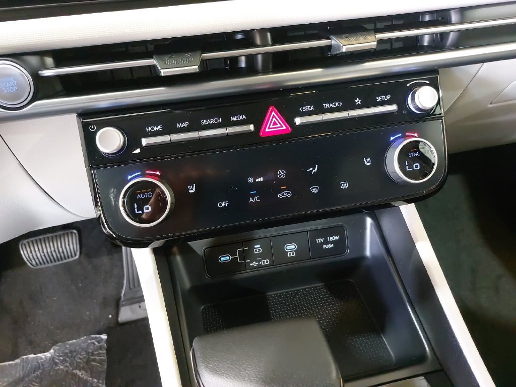New 2026 Hyundai Tucson SEL Plus w/ Tow & Go Package FWD image 23