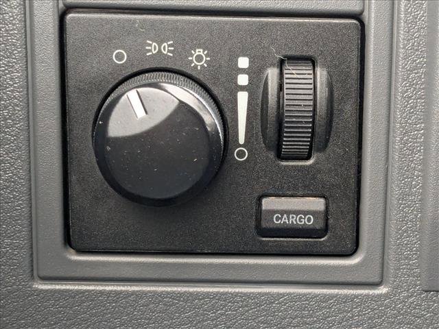 Used 2005 Dodge Dakota ST image 16