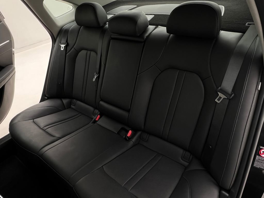 Used 2022 Hyundai Sonata Limited w/ Cargo Package image 15