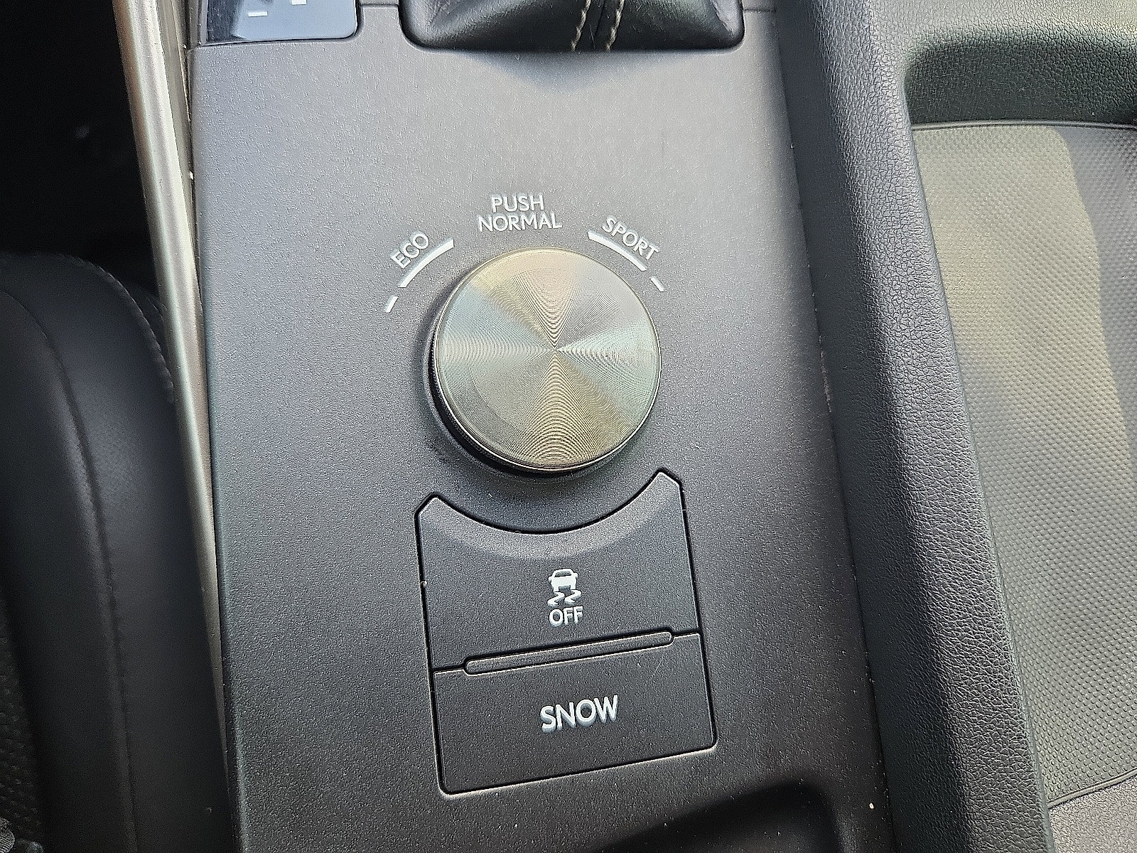 Used 2017 Lexus IS 200t RWD image 22