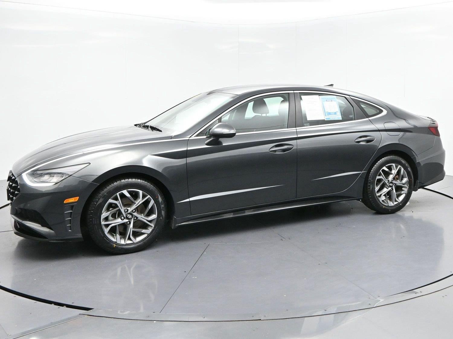 Used 2022 Hyundai Sonata SEL FWD image 4