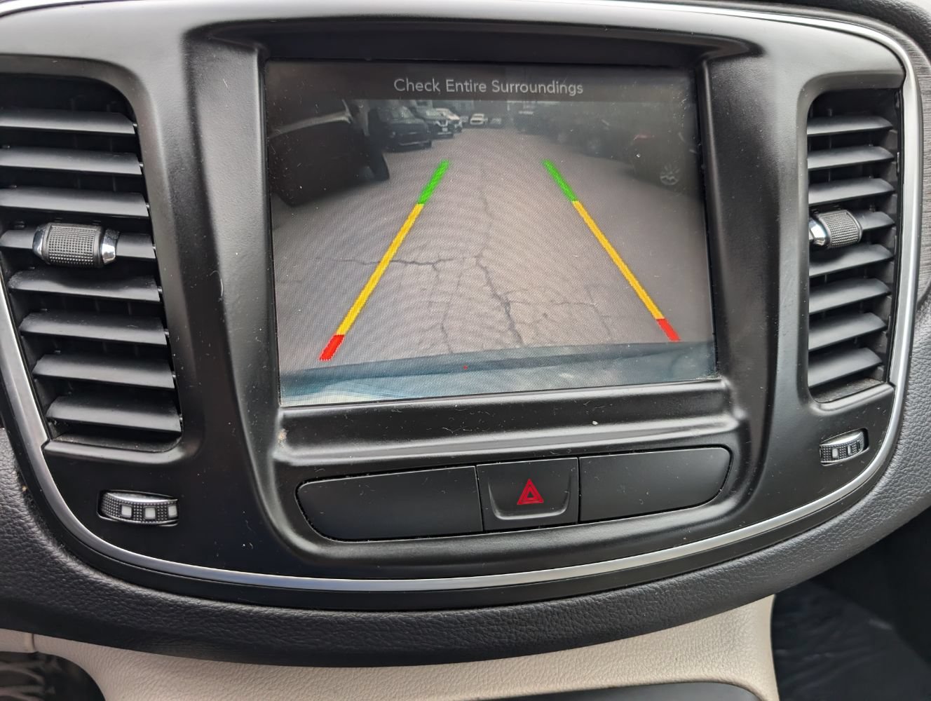 Used 2017 Chrysler 200 Limited Platinum FWD image 22