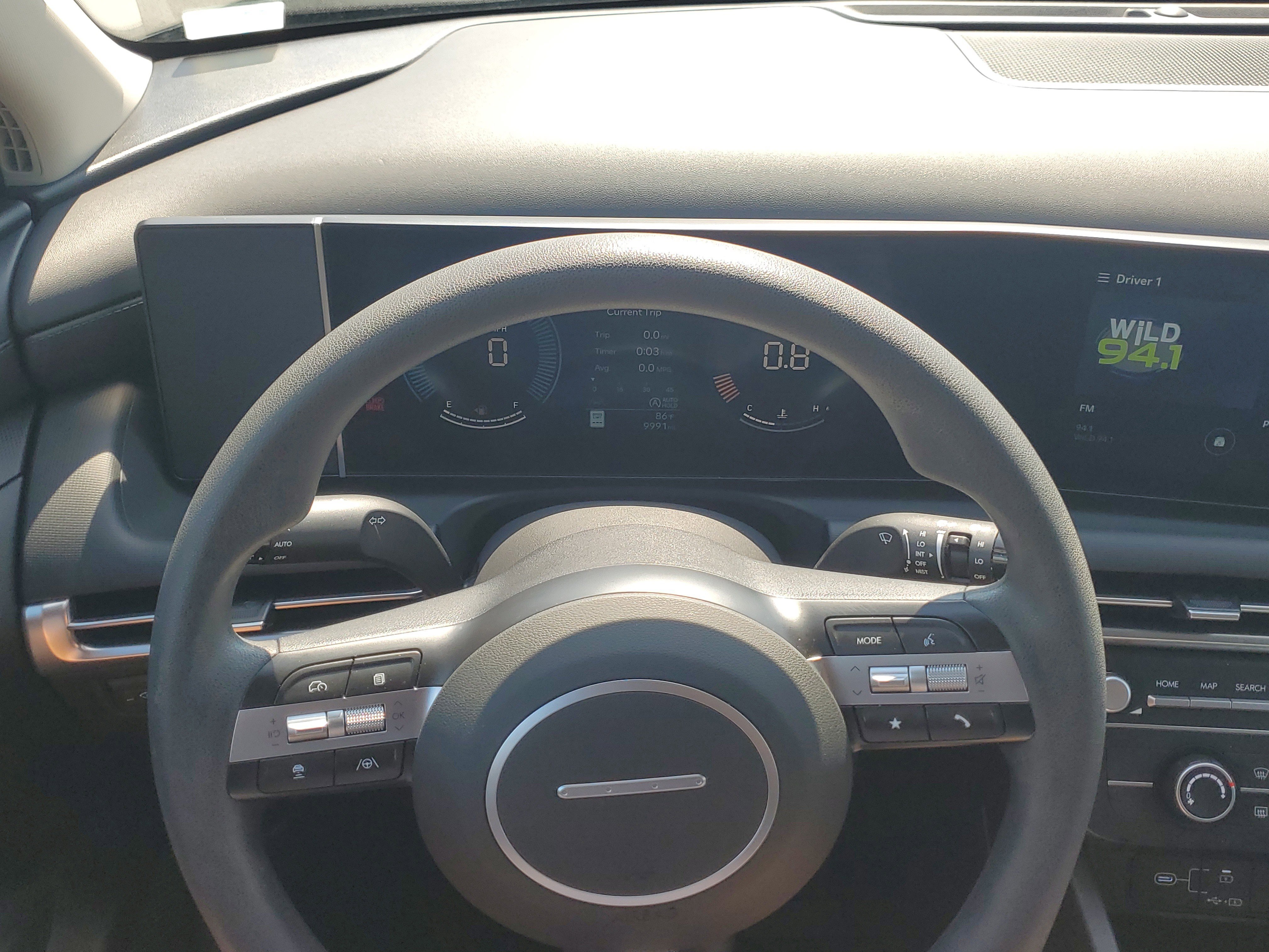 Used 2025 Hyundai Tucson SE image 22