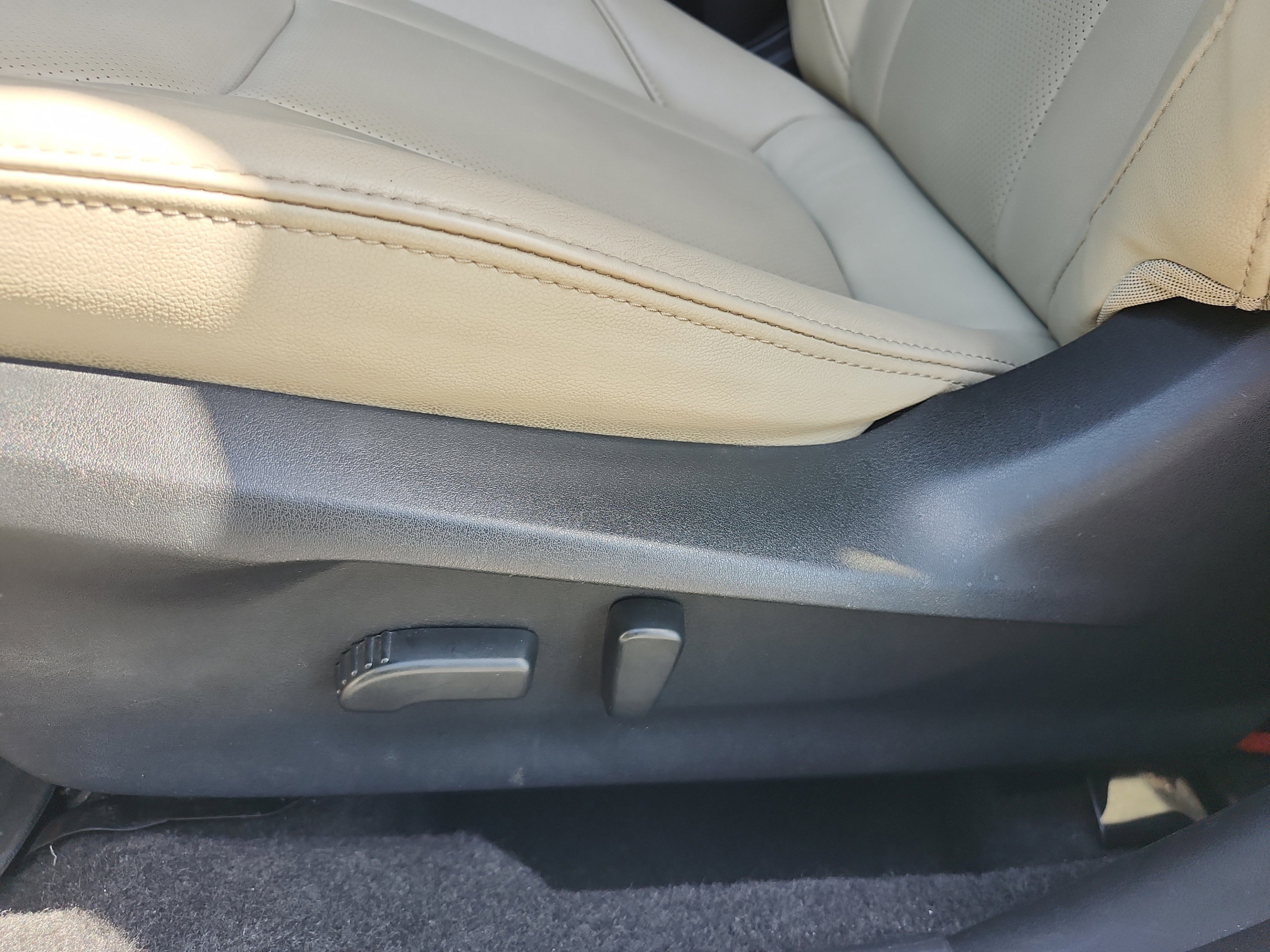 Used 2018 Subaru Impreza 2.0i Limited AWD/4WD image 16