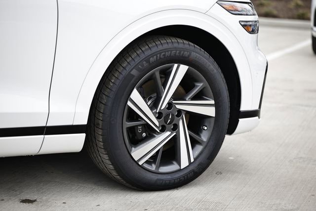 New 2026 Genesis GV70 3.5T Sport Advanced image 4