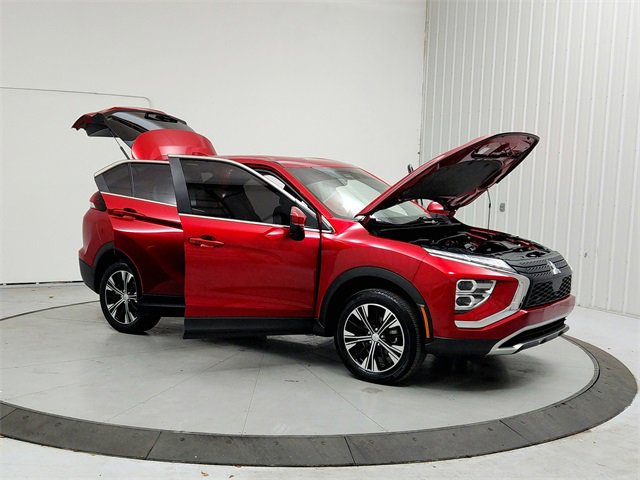 Used 2022 Mitsubishi Eclipse Cross SE image 9