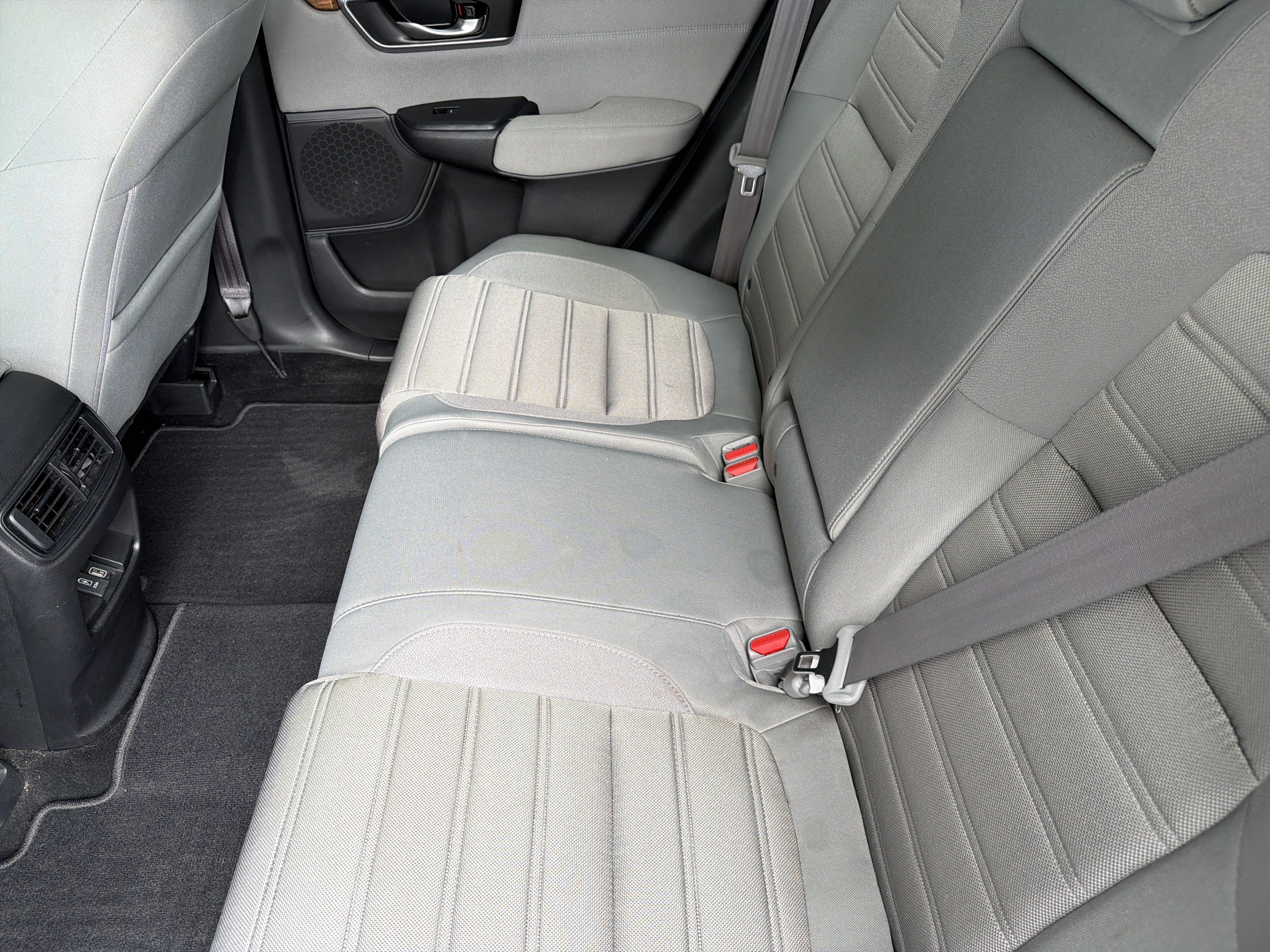 Used 2018 Honda CR-V EX image 30