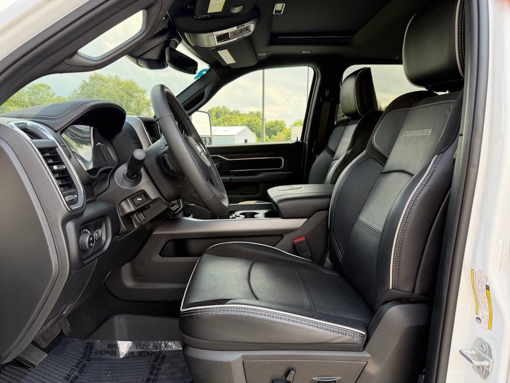 Certified 2025 RAM 2500 Laramie w/ Sport Appearance Package AWD/4WD image 10