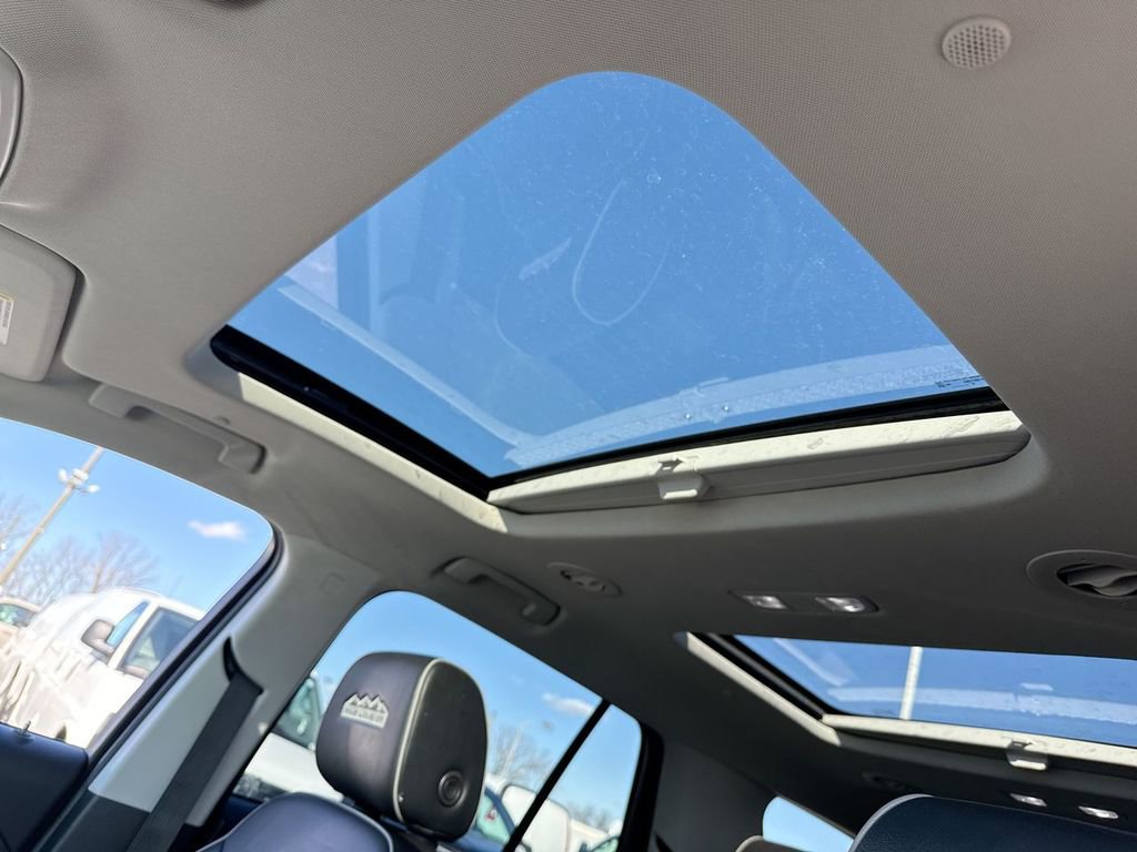 Used 2020 Chevrolet Traverse High Country w/ LPO, Floor Liner Package image 22